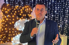 Arnaud Leschemelle, le président de l’entreprise mancelle Leblanc Illuminations, s’inquiète du désengagement des collectivités en cette fin d’année.