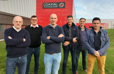 Brian Boulanger, au centre, dirige Coaxial et AB Process aux côtés des fondateurs Hubert Coat, Stéphane Guillou, Christophe Abjean, Michel Bris et Stéphane Pluchon.