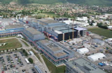 Le fabricant de semi-conducteurs franco-italien STMicroelectronics et son partenaire américain, GlobalFoundries, vont construire en Isère une nouvelle usine de production de semi-conducteurs de 300 mm