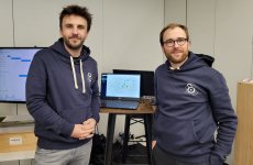 Léo Richer (à gauche) et Christophe Hauquiert sont les deux ingénieurs qui ont créé Sekost en novembre 2021.