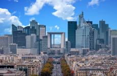 L'entreprise sarthoise Ciitélécom a été choisie pour mettre en place son système d'alerte à Paris La Défense. 