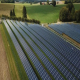 Entech conçoit, construit et entretient notamment des centrales photovoltaïques au sol, afin de valoriser le foncier non exploité.