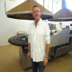 Xavier Lohéac, gérant éponyme d’une entreprise lorientaise de production de crêpes "fait main".