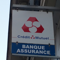 Enseigne du Crédit Mutuel à Nantes