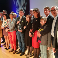 Les lauréats et organisateurs des premiers trophées du tourisme des Côtes-d'Armor.