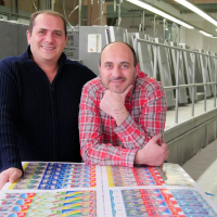Sylvain Trulli (à droite), président de l'imprimerie Trulli, aux côtés de son frère Julien, directeur général de l'entreprise familiale implantée à Vence