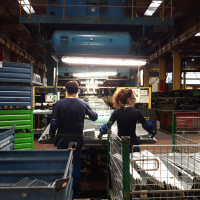 Au Theil-sur-Huisne, dans l'Orne, l'usine de l'équipementier automobile Gestamp emploie 900 salariés à la fabrication de pièces de structures pour les constructeurs.
