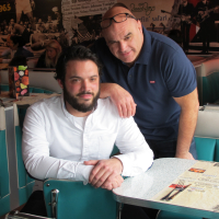 Tommy Soula, directeur d'exploitation, et Patrick Soula, PDG de la chaine de restauration toulousaine Tommy's Diner.