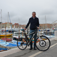 Laurent Durrieu a créé la société Teebike qui a développé une roue connectée qui s'adapte à n'importe quel vélo pour l'électrifier. 