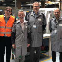 Dedienne Multiplasturgy Group est le premier industriel français à se doter d'une machine de frittage laser qui permet à l'entreprise de réaliser une production rapide et économique de pièces.