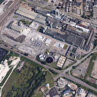 Au cœur de la zone industrialo-portuaire rouennaise, la papeterie emblématique Chapelle Darblay d’UPM produisait 280 000 t/an de papier journal entièrement recyclé, avant sa fermeture en avril 2020.