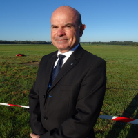 Frédéric Renaudeau, conseiller Défense au Pôle Mer Bretagne Atlantique, dénombre de multiples utilisations aux drones.