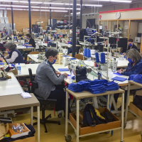 Le groupe Mulliez-Flory est l’une des trois PME qui ont lancé l’aventure de Renaissance Textile, pour recycler des vêtements en fin de vie.