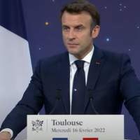 Dans le cadre de la présidence française de l’Union européenne, Emmanuel Macron a fixé le cap de la politique européenne en matière de spatial, le 16 février 2022, à Toulouse.