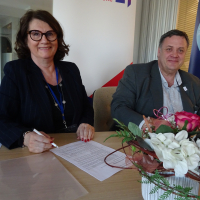 Marie-Claire Maillotte, la présidente de 60 000 rebonds dans le Grand Est, et André Bousser, le président de l’UE 57, ont signé une convention de partenariat.