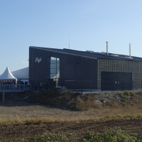 La première usine de production d’hydrogène vert de Lhyfe a vu le jour à Bouin en Vendée.