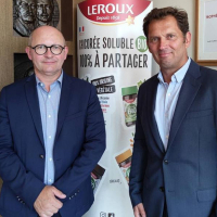 Ghislain Lesaffre (à droite) a repris 100 % du capital de l’entreprise familiale Leroux, dirigée par Olivier Hermand.