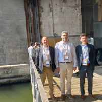 À gauche, Jérôme Guiziou, directeur du port maritime de Nantes-Saint-Nazaire, est ravi de l’implantation de CWS représentée par Bruno Toubiana, directeur général, et Bastien Bedon, directeur industriel de la société.