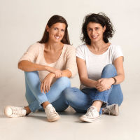 Caroline de Blignières et Anna Oualid ont créé la marque de soins Miyé à Antibes en 2020.