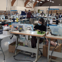 Titulaire de la certification textile biologique Gots, L'Atelier des Mouettes à Laval produit depuis un an masques et accessoires en textile éco-responsable.