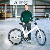 Arnaud Malrin souhaite produire 2 000 vélos en 2024 sur son nouveau site de Fontenay-le-Comte.
