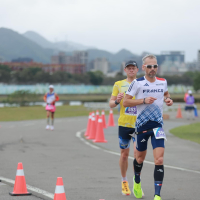 En parcourant 256,9 kilomètres en 24 heures, lors des Championnats du monde de Taïpei en 2023, Fabien Carpentier a décroché une 15e place mondiale.